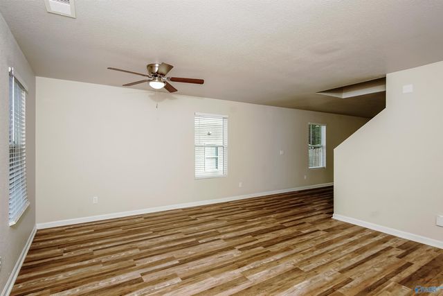 202 Valleyside Drive, Huntsville, AL 35810