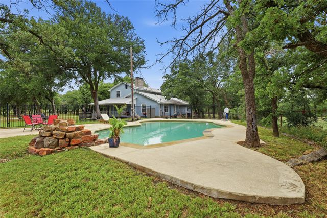 288 Sanders Road, Weatherford, TX 76087