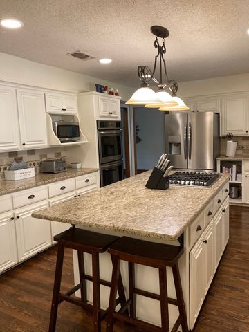 288 Sanders Road, Weatherford, TX 76087