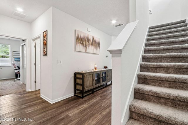 8053 GUILD Way, Jacksonville, FL 32222
