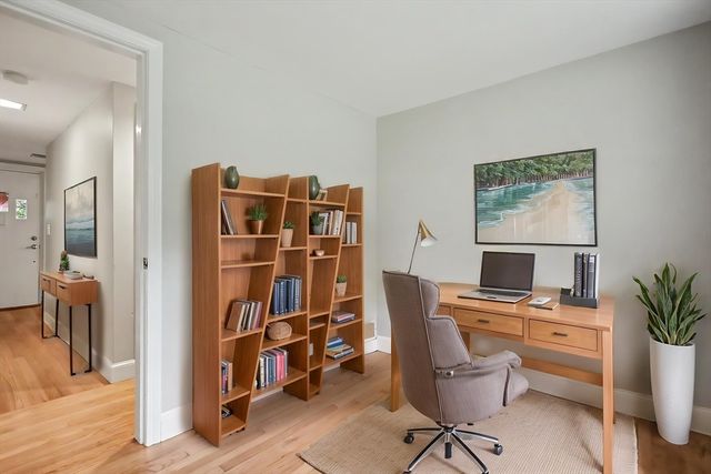 197 River Road, Andover, MA 01810