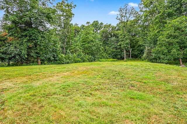 197 River Road, Andover, MA 01810