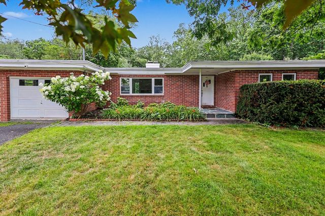 197 River Road, Andover, MA 01810