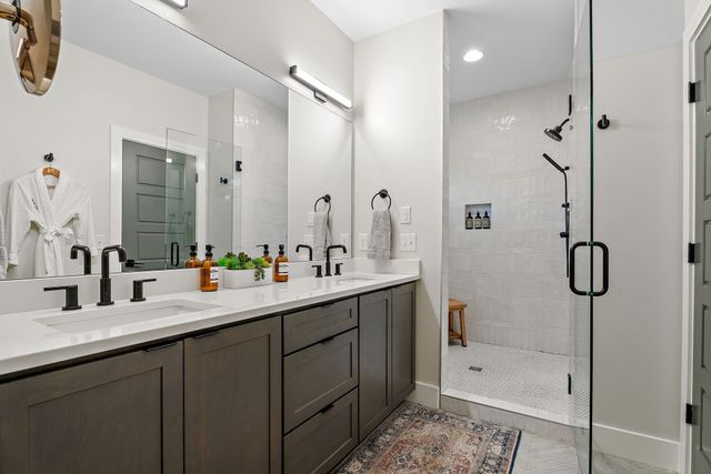 6462 Thunderbird Dr, Nashville, TN 37209