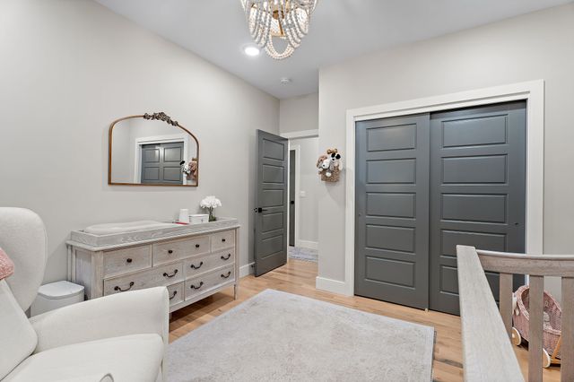 6462 Thunderbird Dr, Nashville, TN 37209