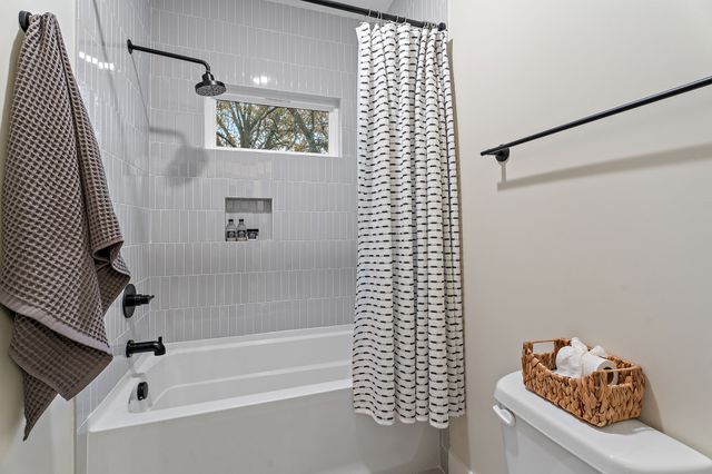 6462 Thunderbird Dr, Nashville, TN 37209