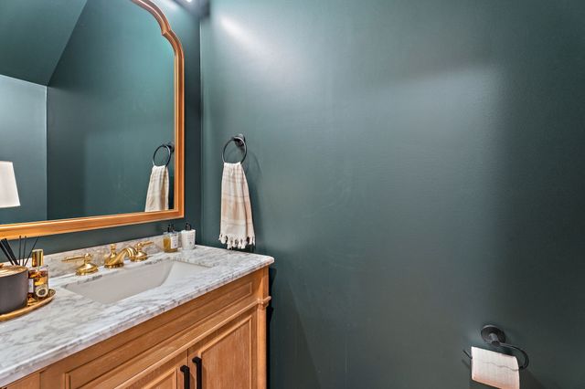 6462 Thunderbird Dr, Nashville, TN 37209