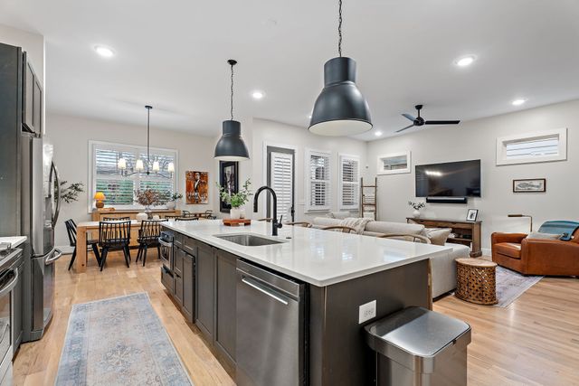 6462 Thunderbird Dr, Nashville, TN 37209