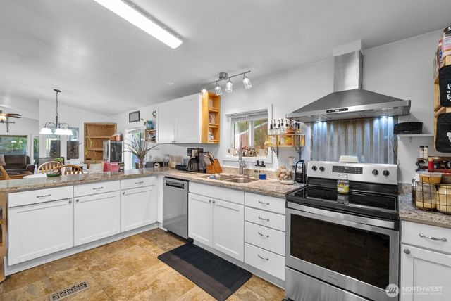 12933 Trout Farm Road, Sultan, WA 98294