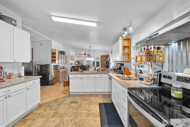 12933 Trout Farm Road, Sultan, WA 98294