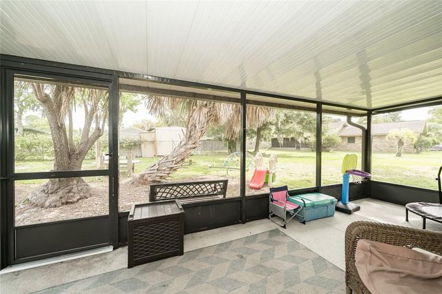 1404 REDBUD CIRCLE, Plant City, FL 33563
