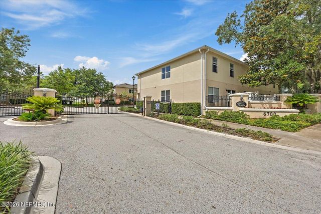 6700 BOWDEN Road 702, Jacksonville, FL 32216