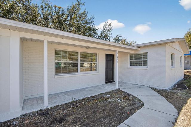 311 NE 5TH STREET, Mulberry, FL 33860