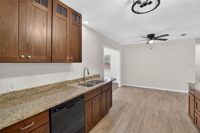 311 NE 5TH STREET, Mulberry, FL 33860