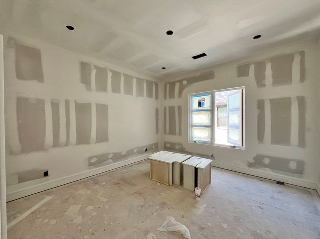 5501 Pershing Avenue, Fort Worth, TX 76107