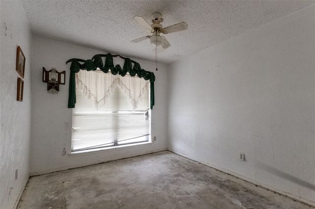 708 Redbud Drive, Forney, TX 75126