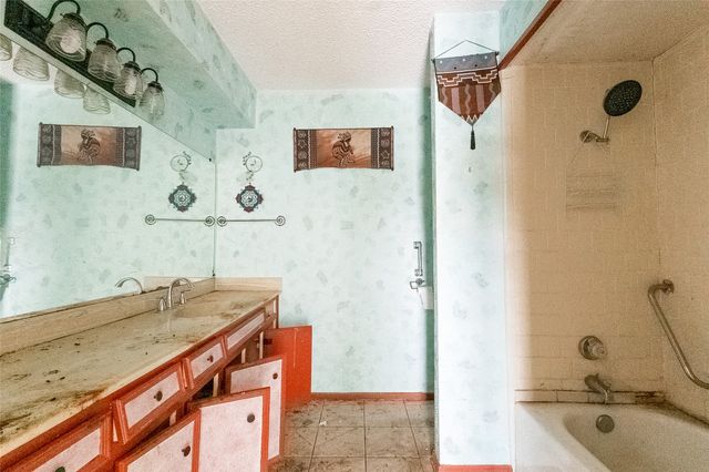 708 Redbud Drive, Forney, TX 75126