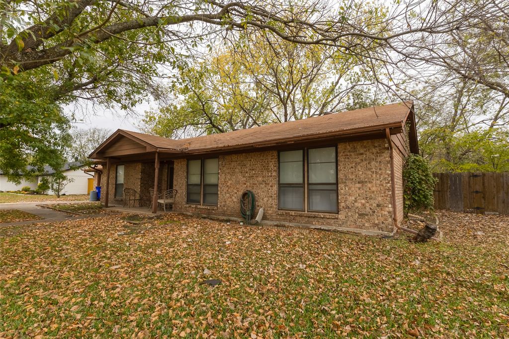 708 Redbud Drive, Forney, TX 75126