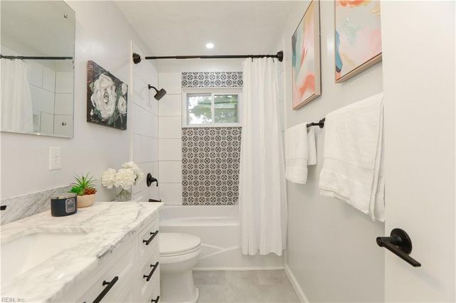 5 Kingslee LN, Hampton, VA 23669