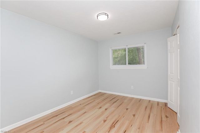 5 Kingslee LN, Hampton, VA 23669