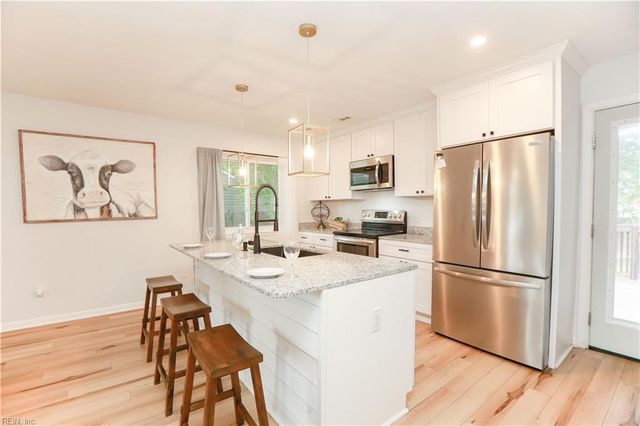 5 Kingslee LN, Hampton, VA 23669