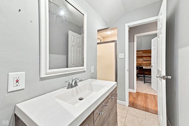 102 W Ulen Drive, Lebanon, IN 46052