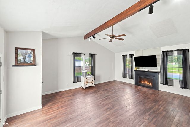 102 W Ulen Drive, Lebanon, IN 46052
