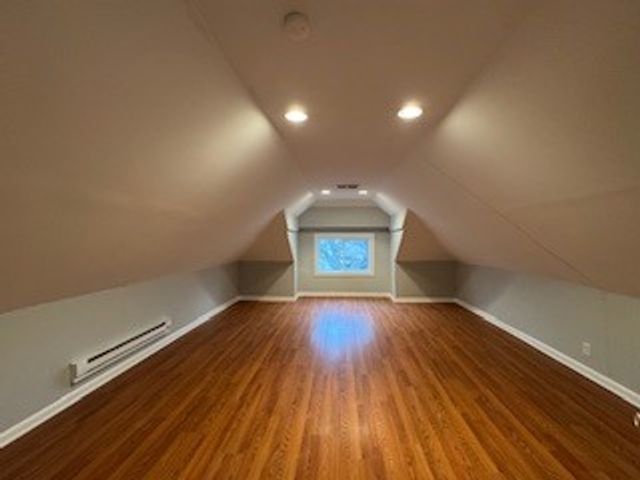 7736 S Champlain Avenue, Chicago, IL 60619