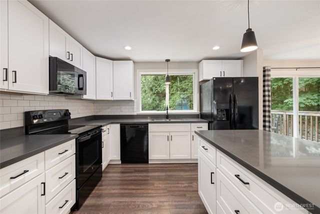 6906 43rd Street Ct NW, Gig Harbor, WA 98335
