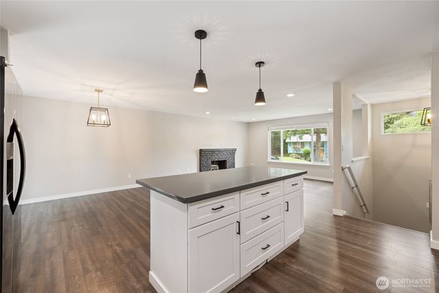 6906 43rd Street Ct NW, Gig Harbor, WA 98335