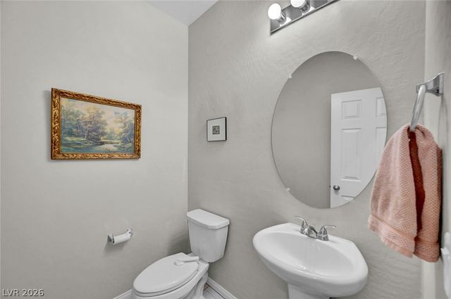 5560 Honey Creek Avenue, Las Vegas, NV 89131