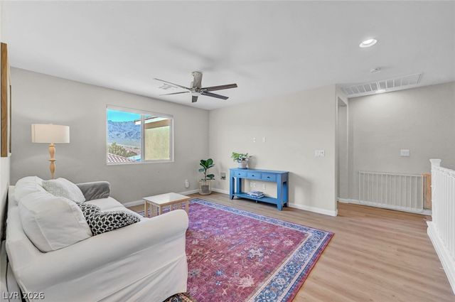 5560 Honey Creek Avenue, Las Vegas, NV 89131