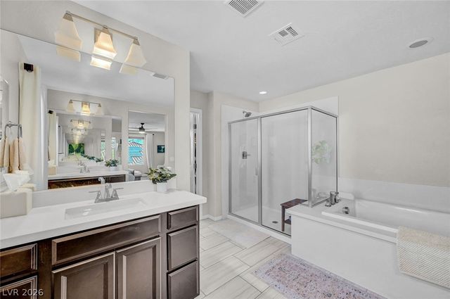 5560 Honey Creek Avenue, Las Vegas, NV 89131