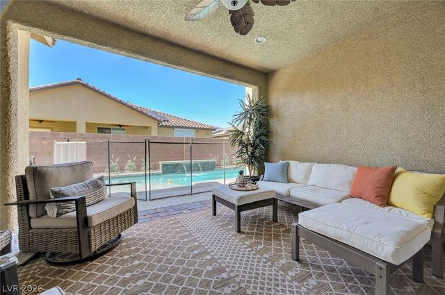 5560 Honey Creek Avenue, Las Vegas, NV 89131