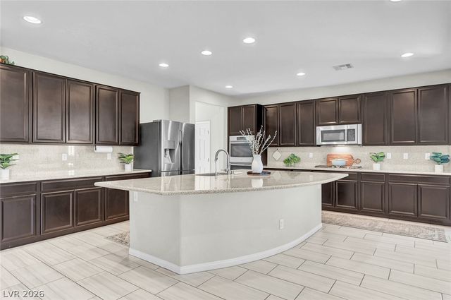 5560 Honey Creek Avenue, Las Vegas, NV 89131