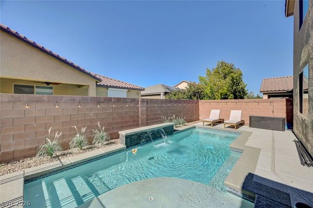 5560 Honey Creek Avenue, Las Vegas, NV 89131
