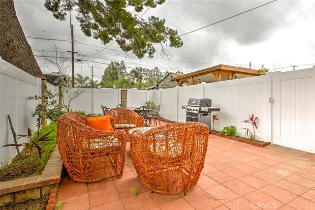 15115 Covello Street 2, Van Nuys, CA 91405