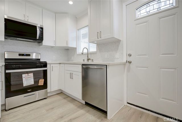 15115 Covello Street 2, Van Nuys, CA 91405