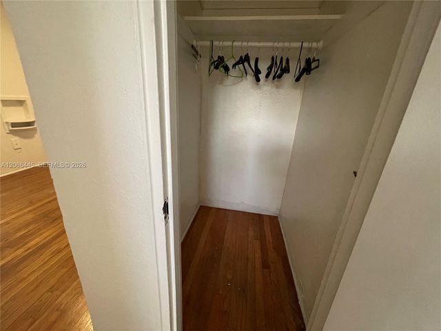 1000 Biarritz Drive 3, Miami Beach, FL 33141