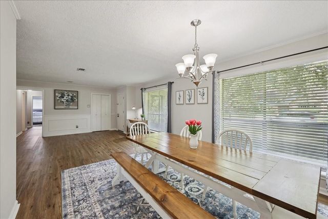 990 Chatwood Drive, Beaumont, TX 77706