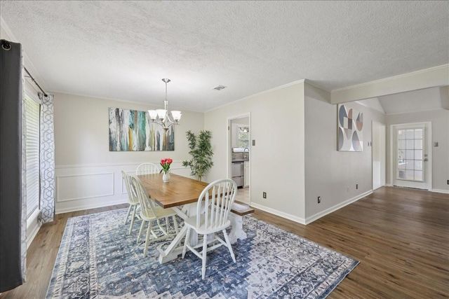 990 Chatwood Drive, Beaumont, TX 77706