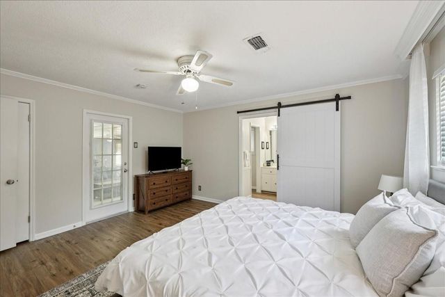 990 Chatwood Drive, Beaumont, TX 77706