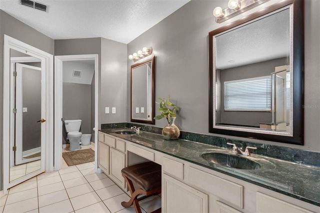 889 KENSINGTON GARDENS COURT, Oviedo, FL 32765