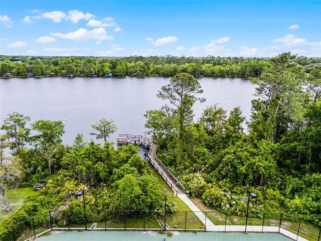 889 KENSINGTON GARDENS COURT, Oviedo, FL 32765