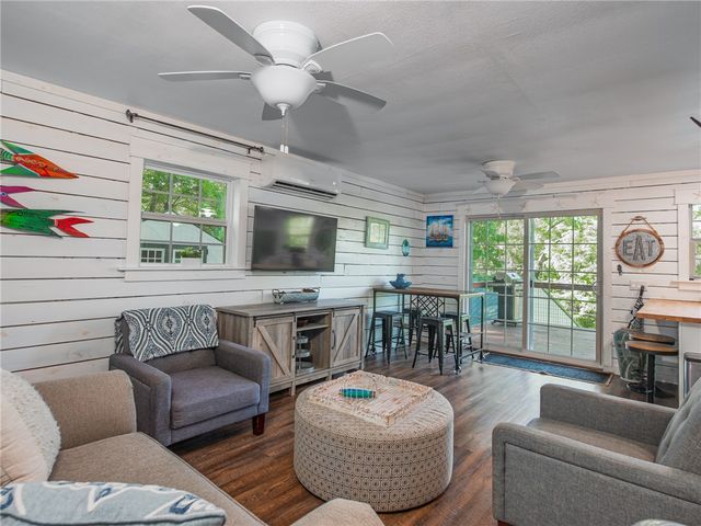 13501 Arrow Lane, Garfield, AR 72732