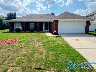 263 Shadow Court SW, Huntsville, AL 35824