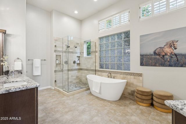 5550 E FRIESS Drive, Scottsdale, AZ 85254