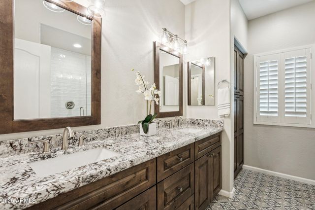 5550 E FRIESS Drive, Scottsdale, AZ 85254