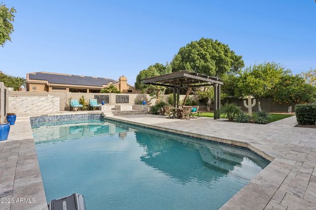 5550 E FRIESS Drive, Scottsdale, AZ 85254