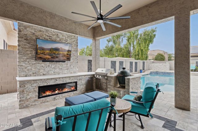 5550 E FRIESS Drive, Scottsdale, AZ 85254